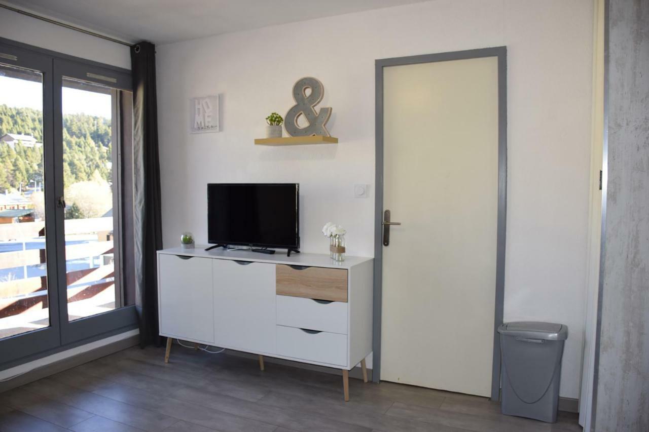 Appartement T2 aux pieds des pistes de P2000 à Bolquere Pyrenees 2000 Extérieur photo